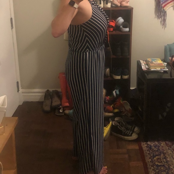 Monteau size large jumpsuit - Picture 3 of 3